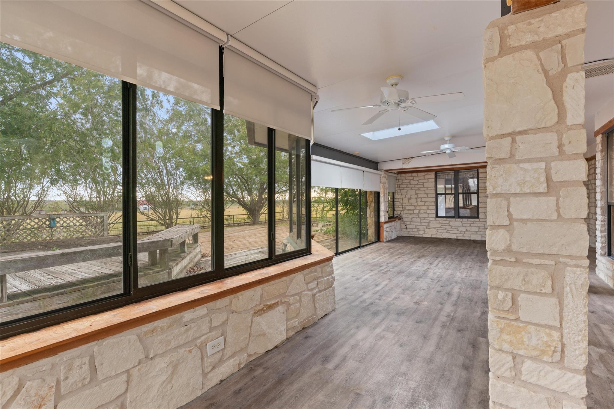 Image 24 of 27 For 400 County Road 440 Rds