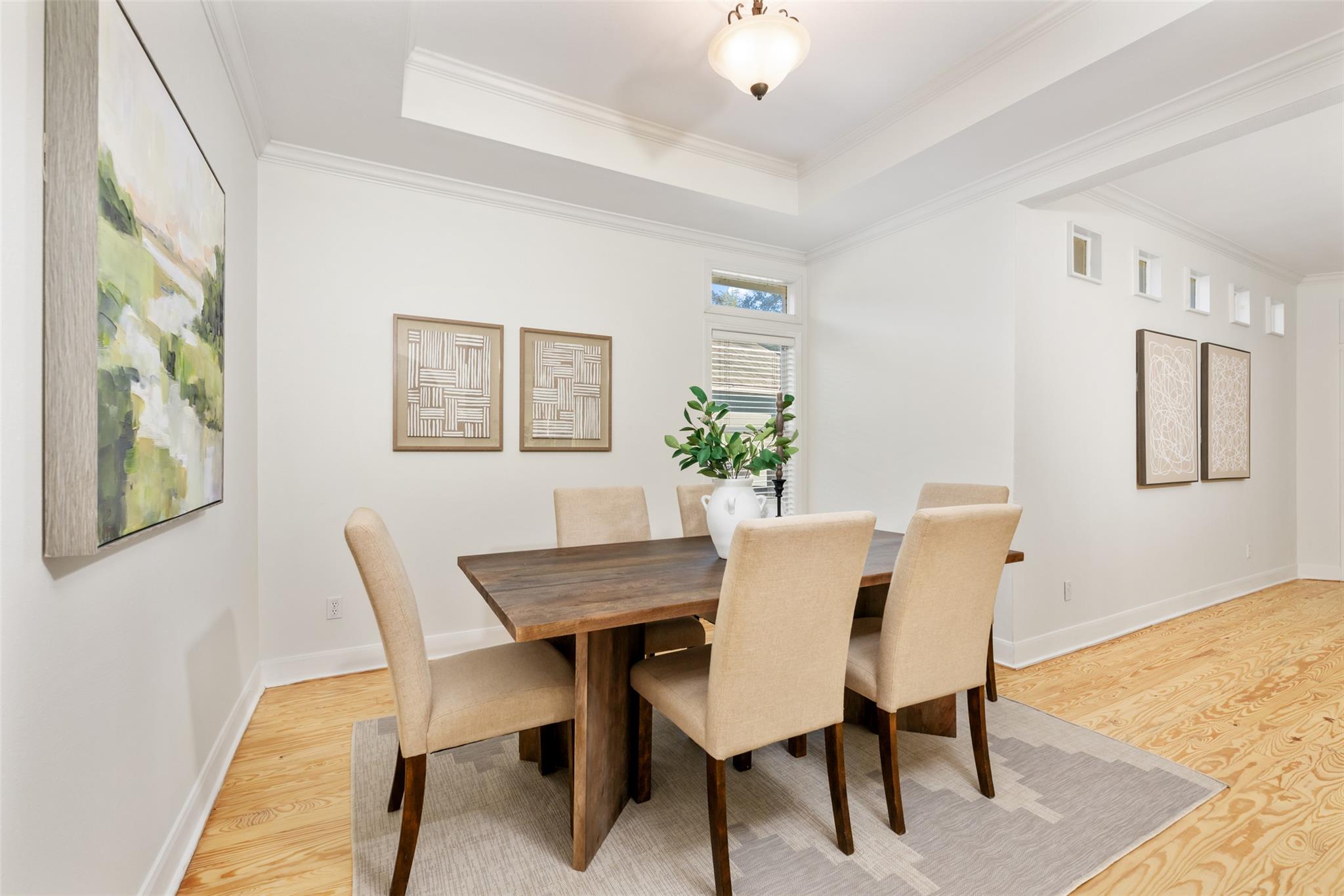 Image 10 of 38 For 4111 Burnet Rd W