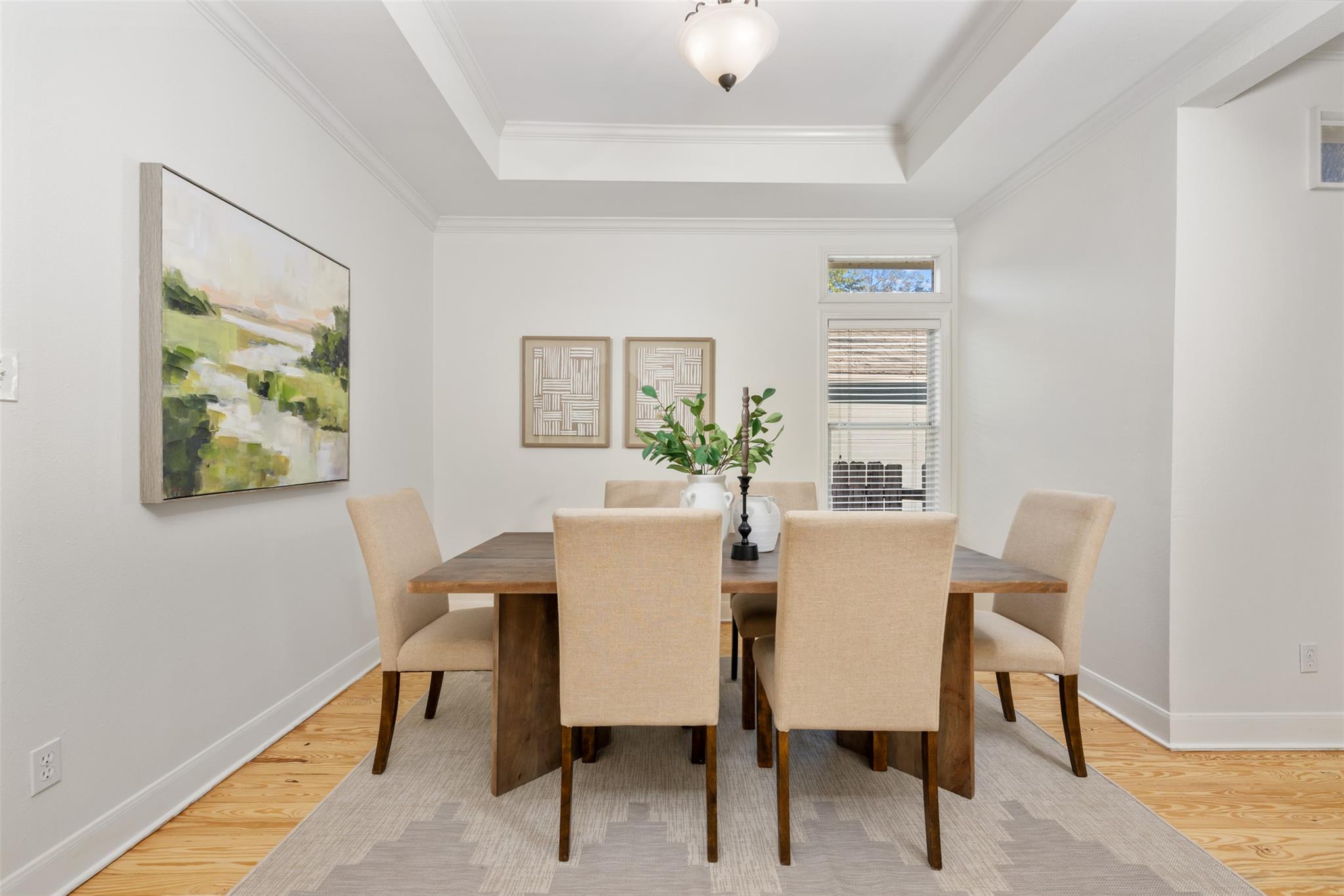 Image 7 of 38 For 4111 Burnet Rd W