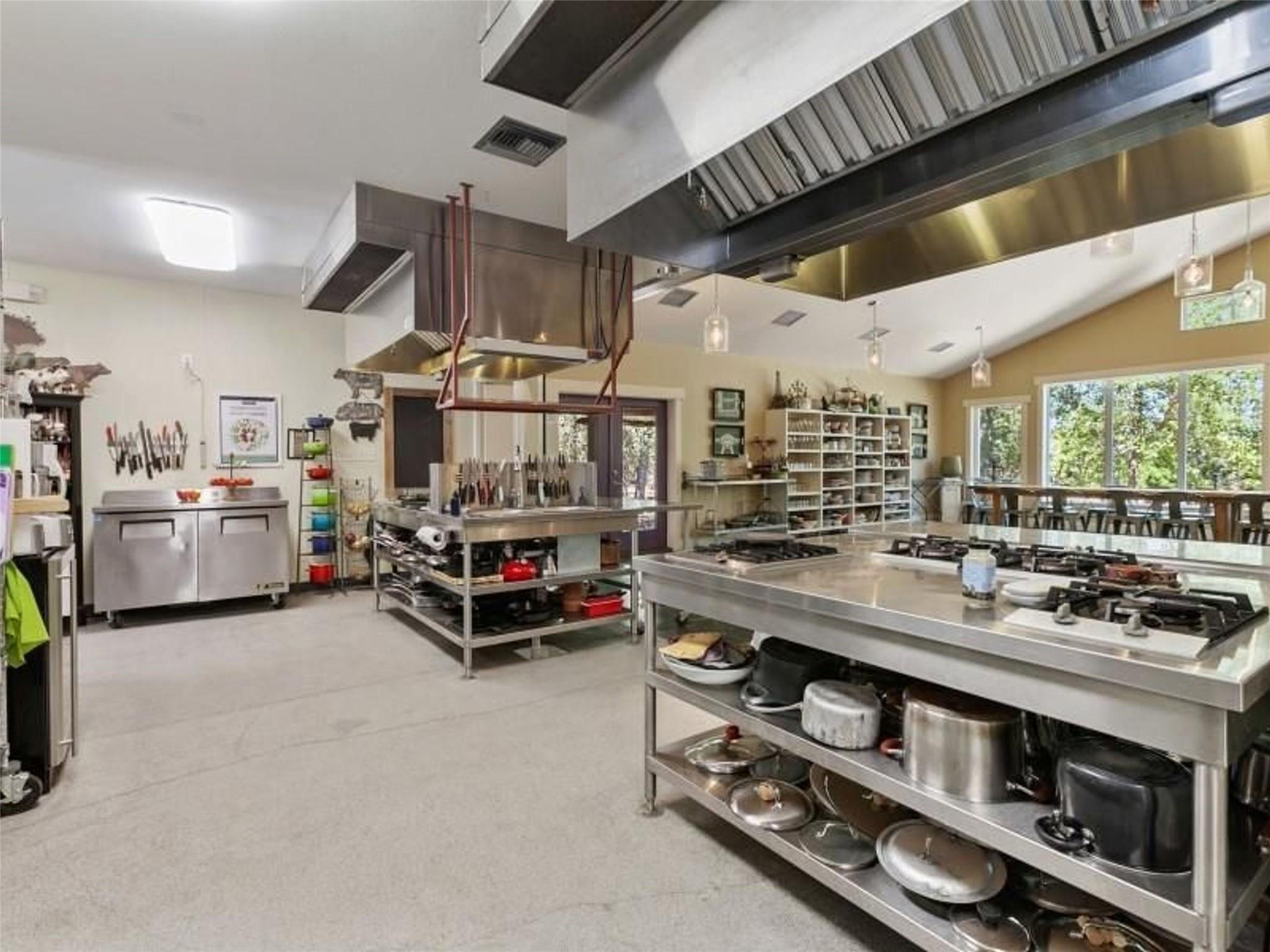 Image 37 of 40 For 5818 Ranch Road 165