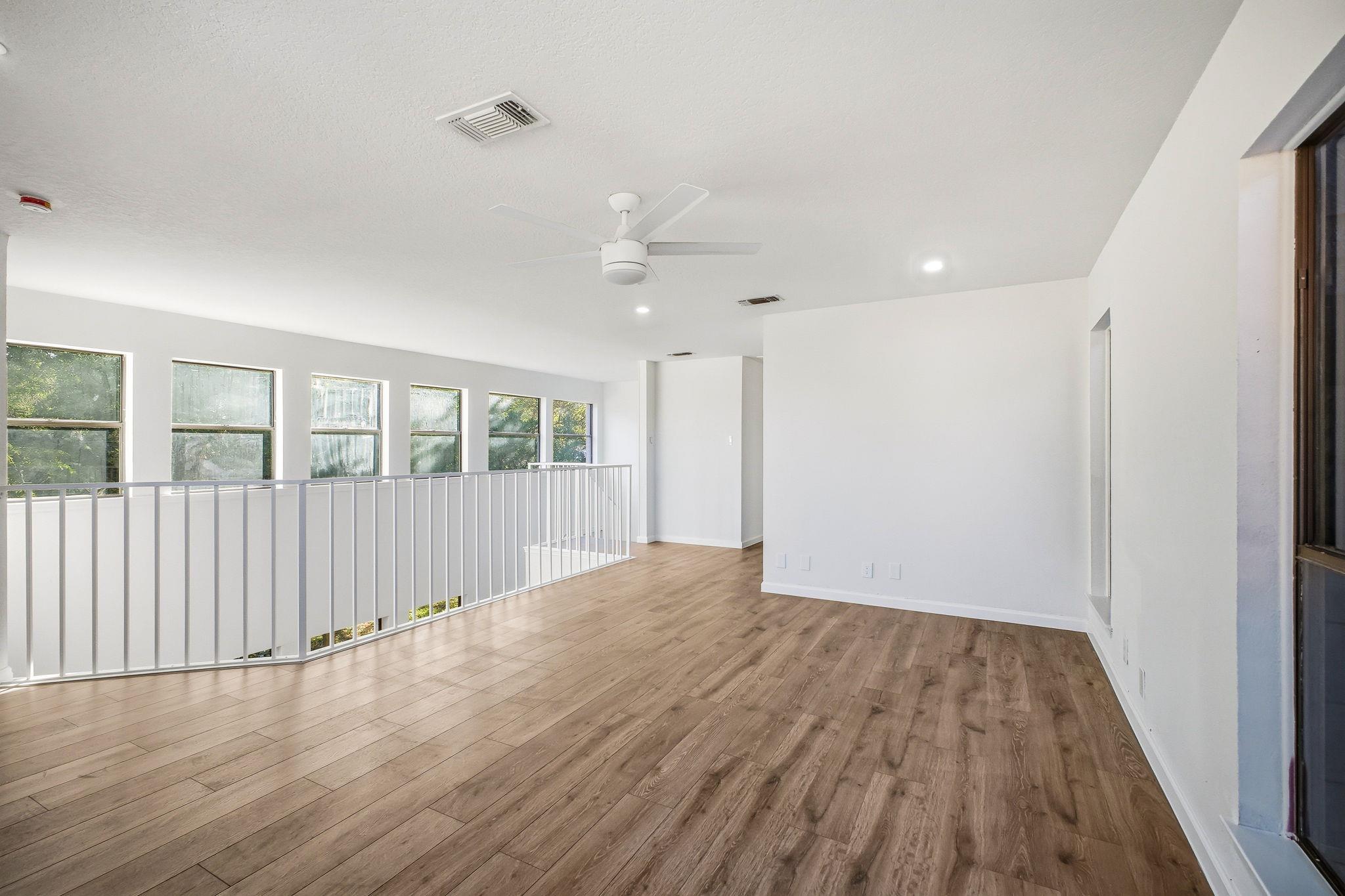 Image 22 of 32 For 6302 Cypress Crk