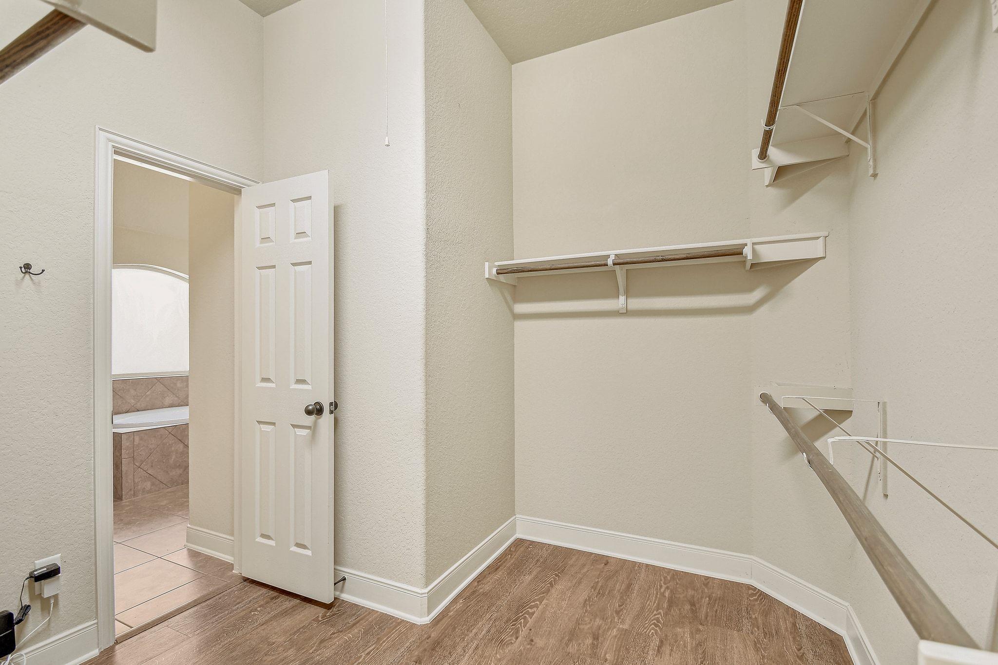 Image 18 of 26 For 136 Gruene Hvn