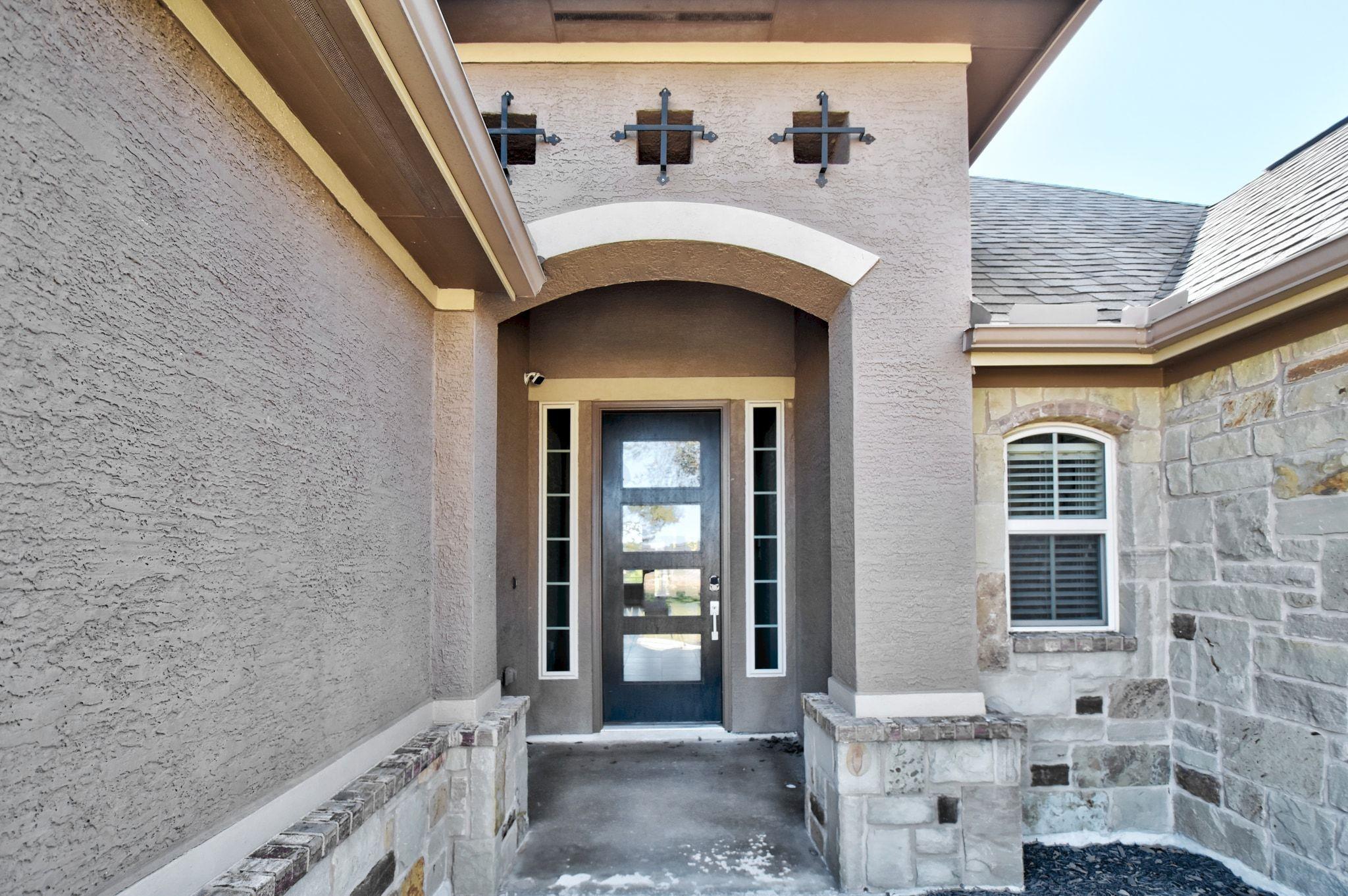 Image 2 of 26 For 136 Gruene Hvn