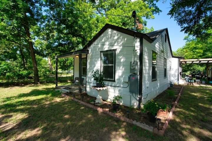 Details for 1104 Perry Rd, Austin, TX 78721