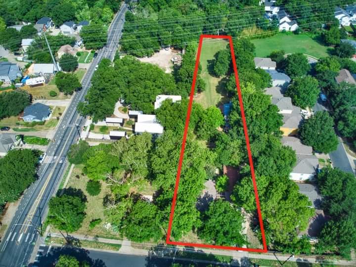 Image 15 of 15 For 1104 Perry Rd