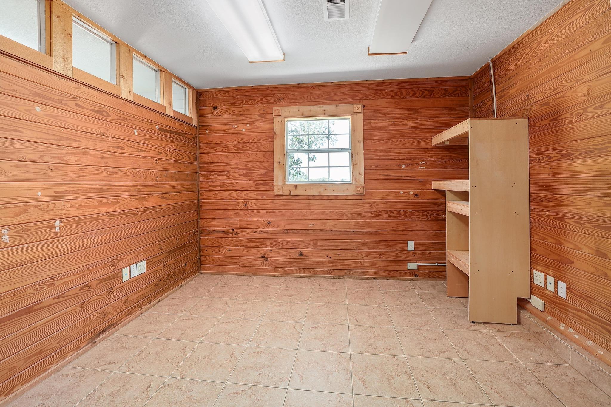 Image 34 of 40 For 3900 Shell Rd