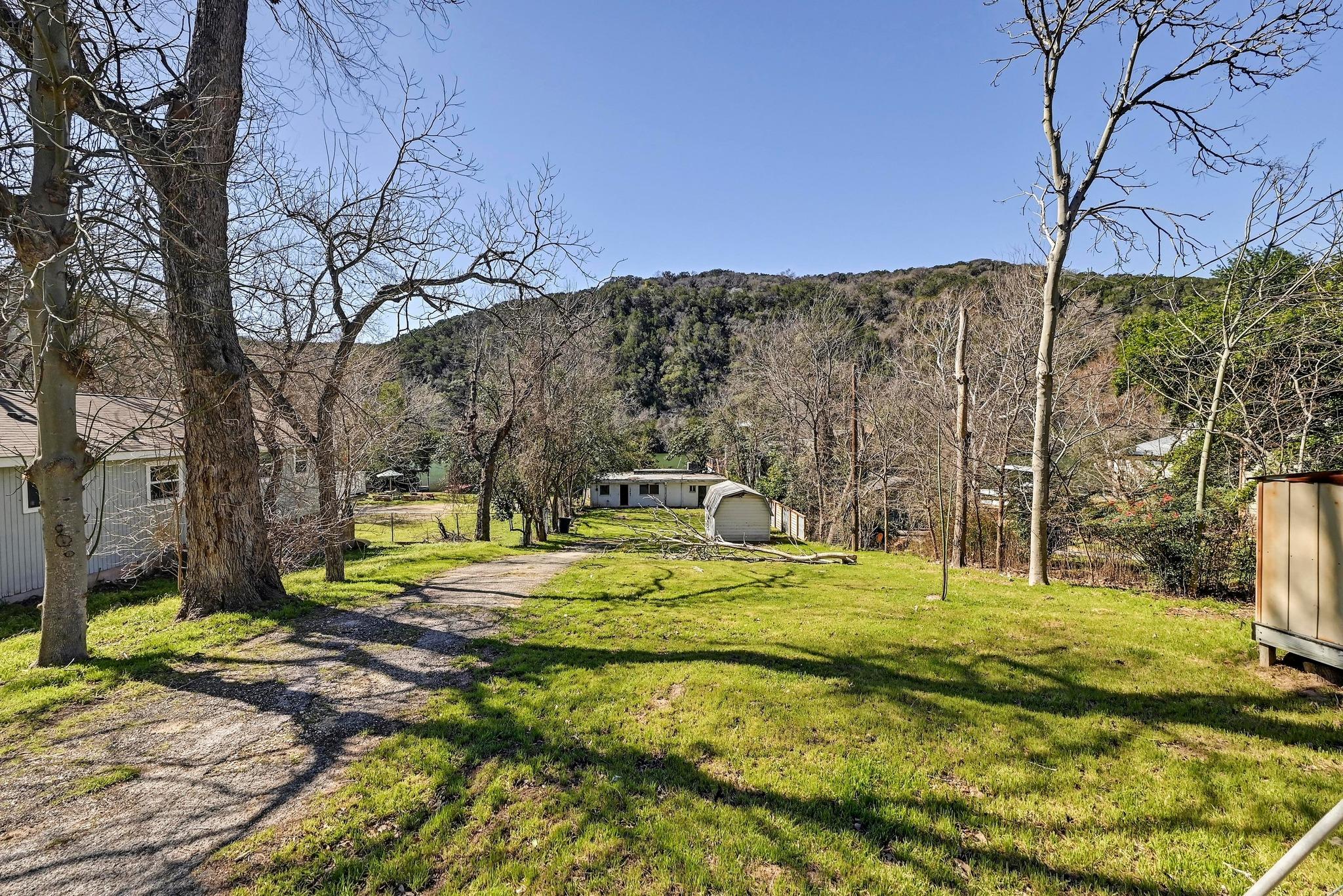 Image 16 of 26 For 13003 On The Lake Rd