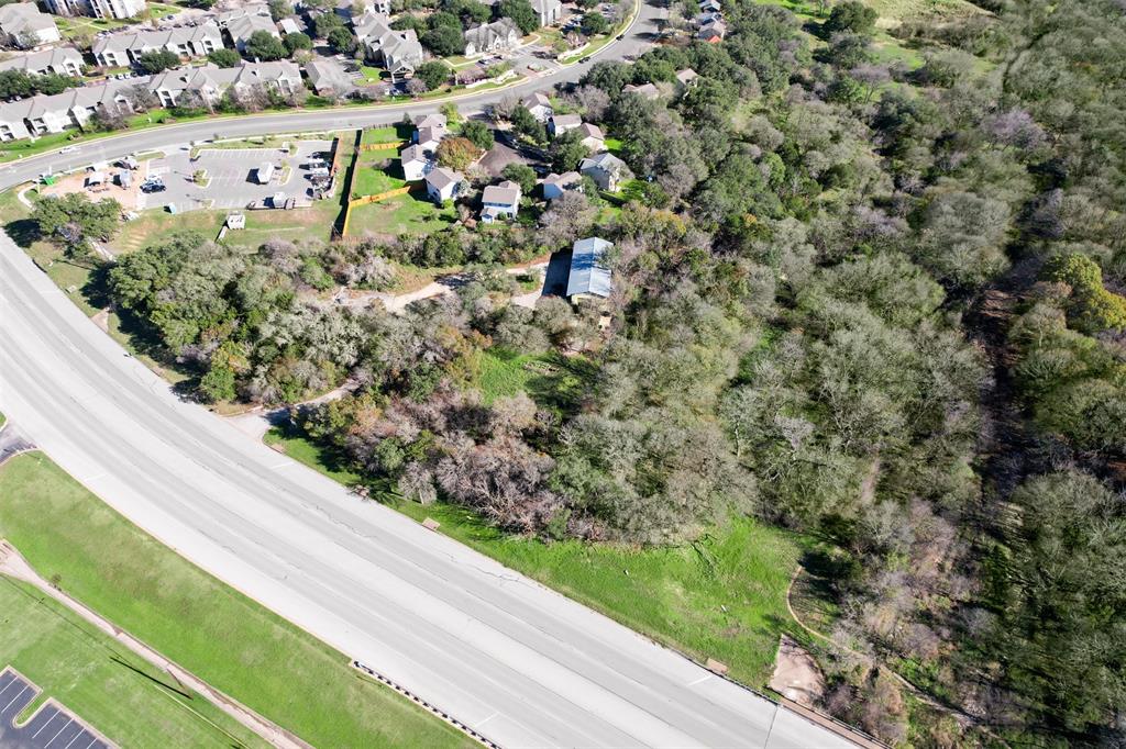 Image 11 of 12 For 10731 Menchaca Rd