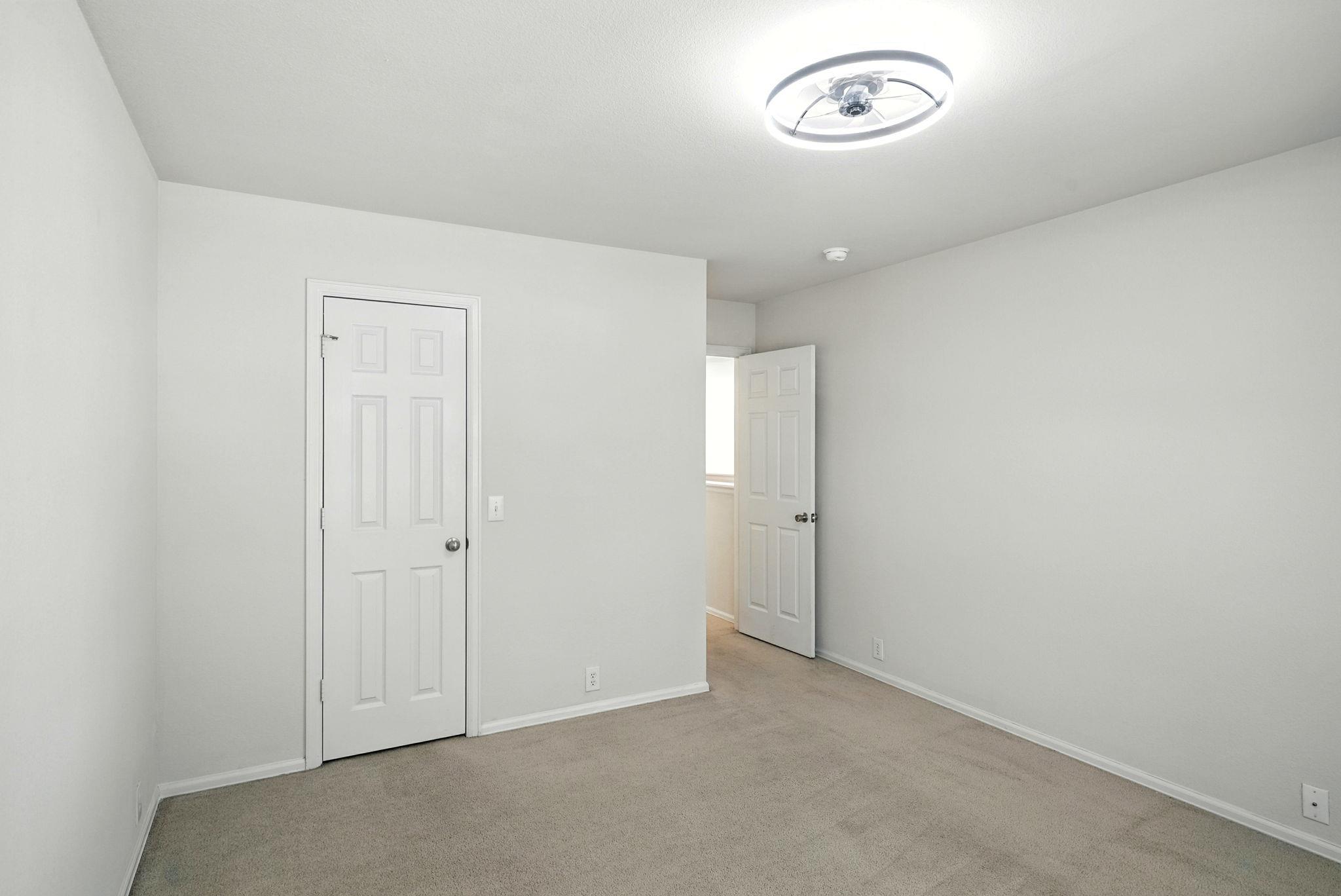 Image 26 of 40 For 9330 Hanover Cv