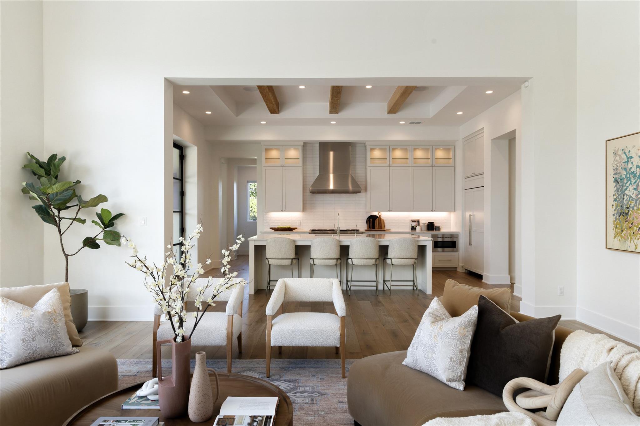 Image 10 of 40 For 567 Delayne Dr