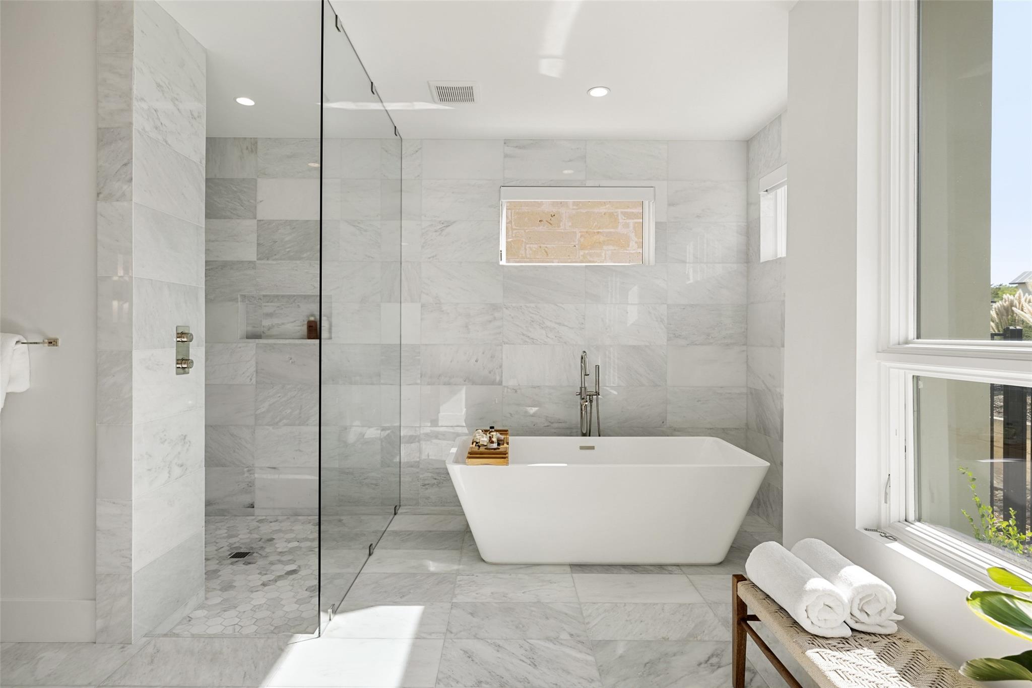 Image 24 of 40 For 567 Delayne Dr