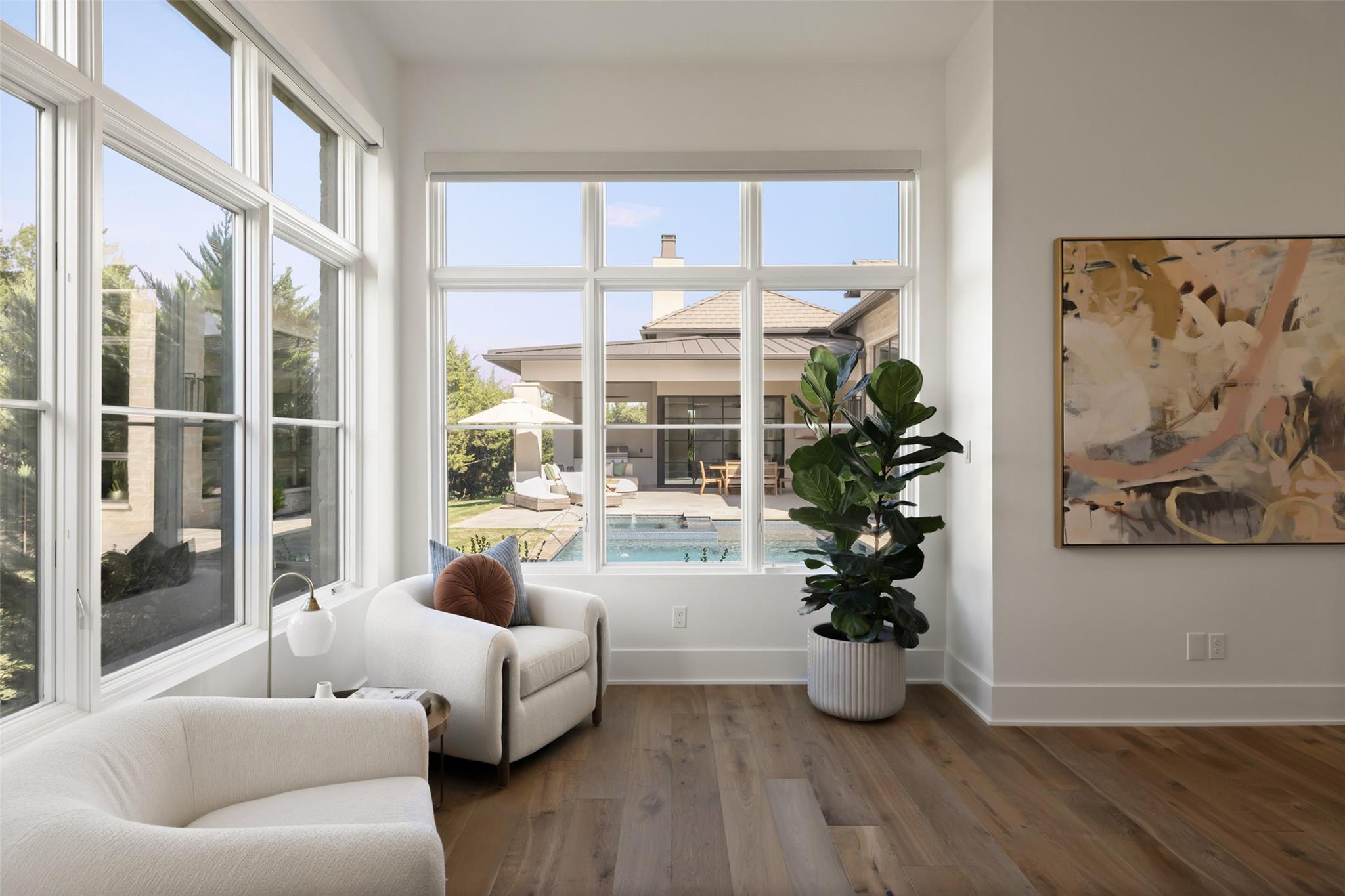 Image 29 of 40 For 567 Delayne Dr