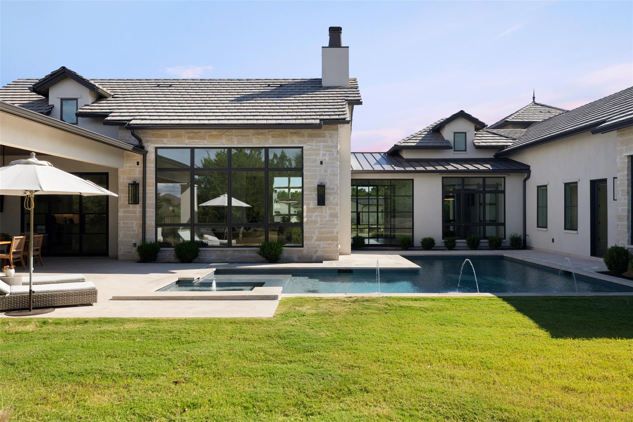 Image 40 of 40 For 567 Delayne Dr