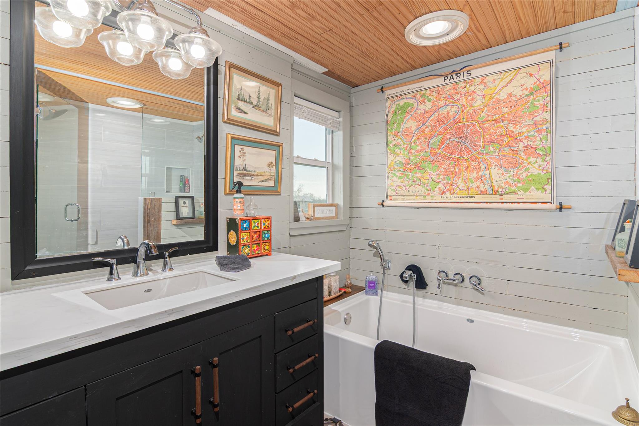 Image 10 of 38 For 7150 Linne Rd