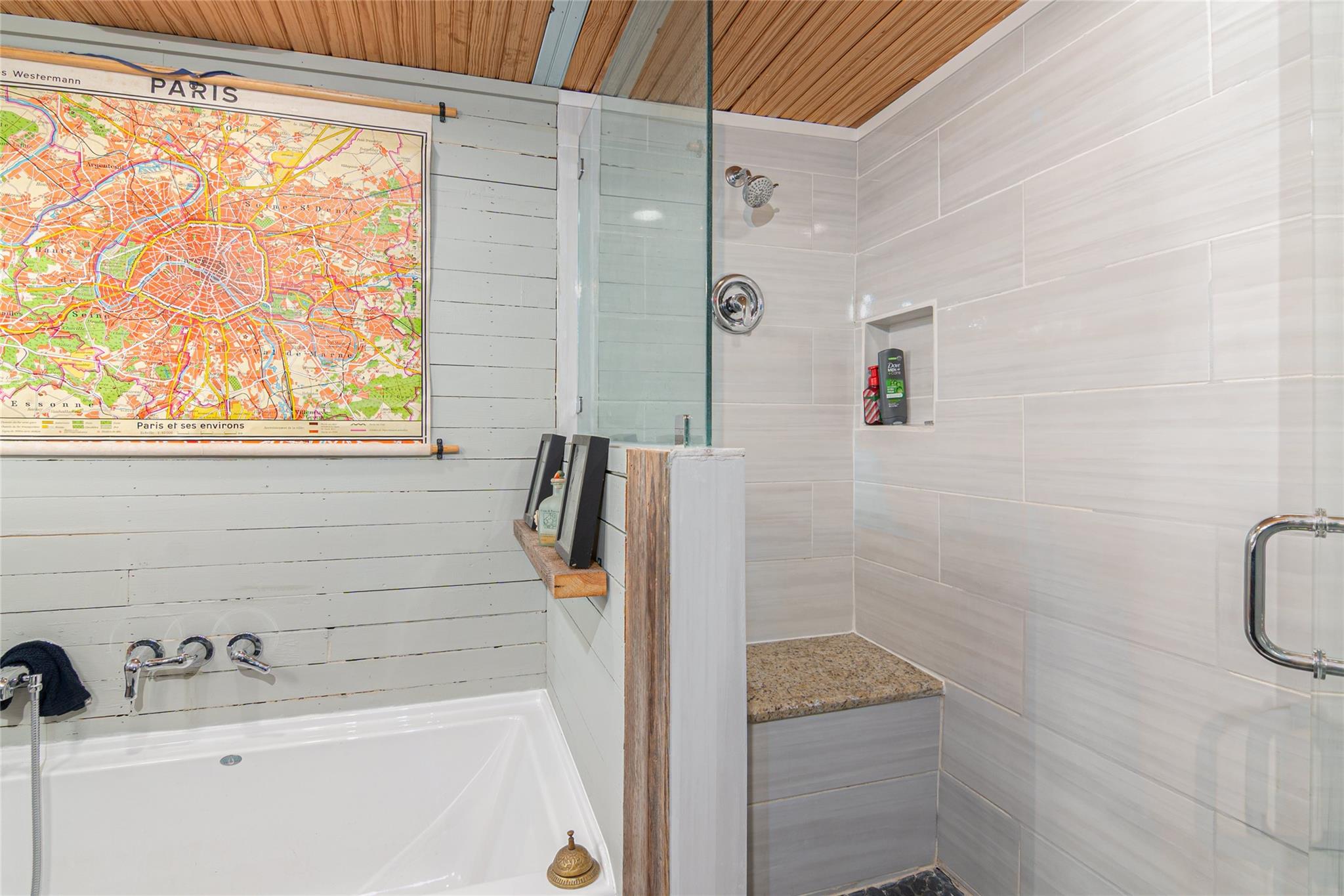 Image 11 of 38 For 7150 Linne Rd