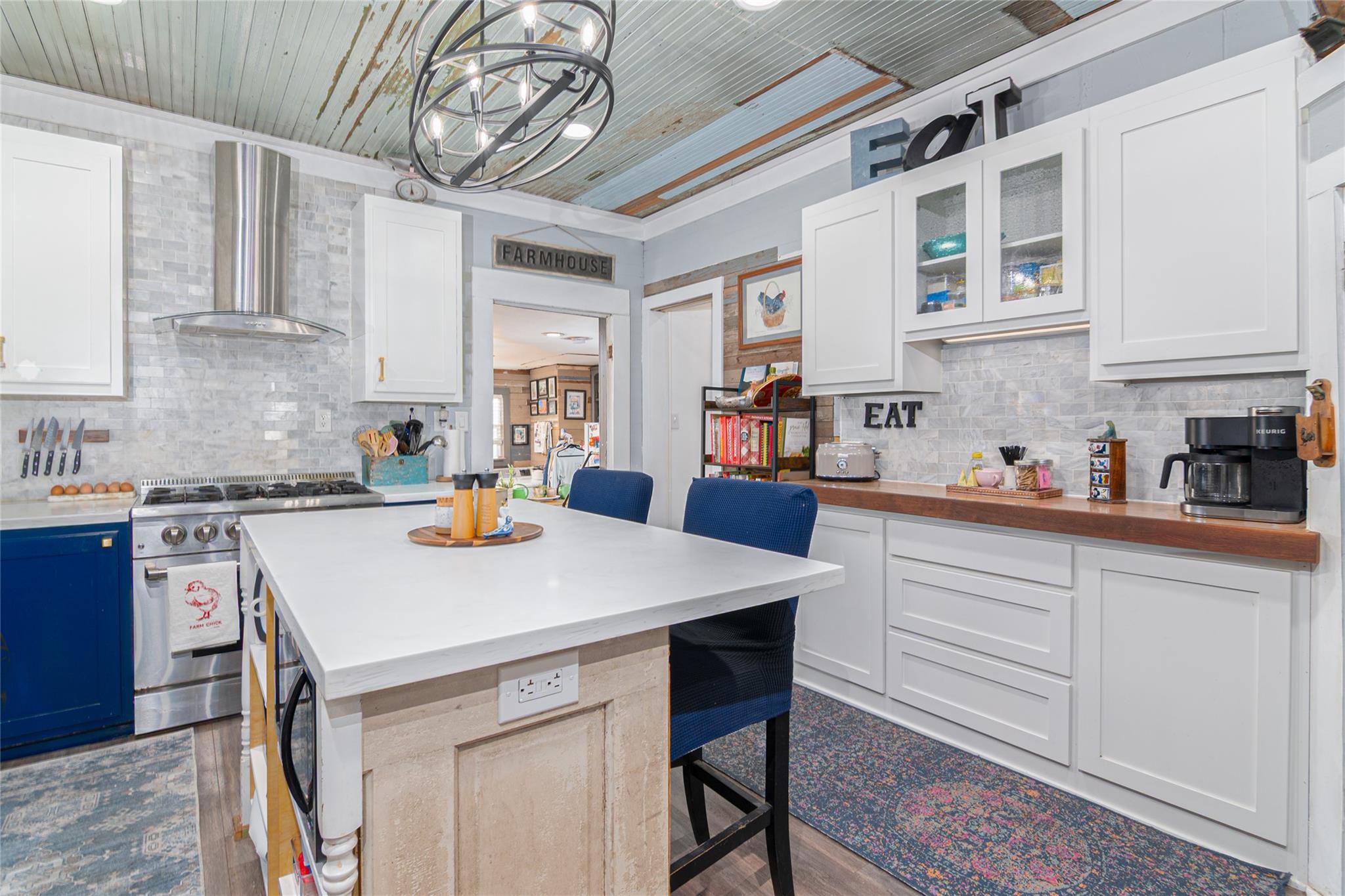 Image 17 of 38 For 7150 Linne Rd