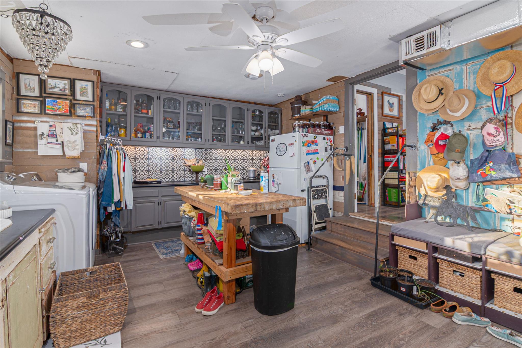 Image 20 of 38 For 7150 Linne Rd