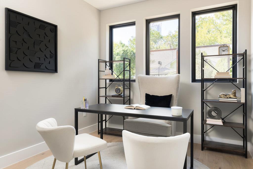 Image 18 of 40 For 1401 3rd St 1