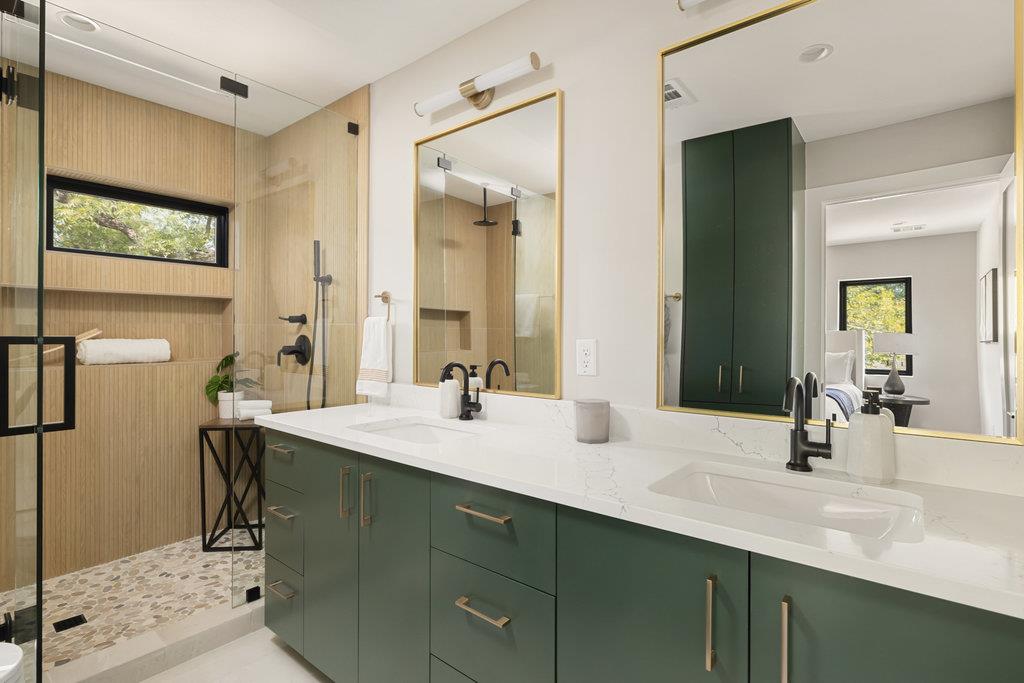 Image 19 of 40 For 1401 3rd St 1