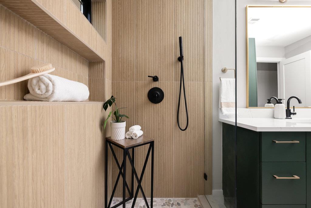 Image 25 of 40 For 1401 3rd St 1