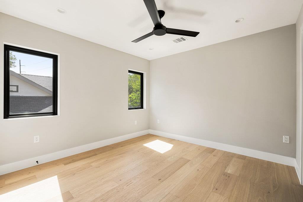 Image 39 of 40 For 1401 3rd St 1