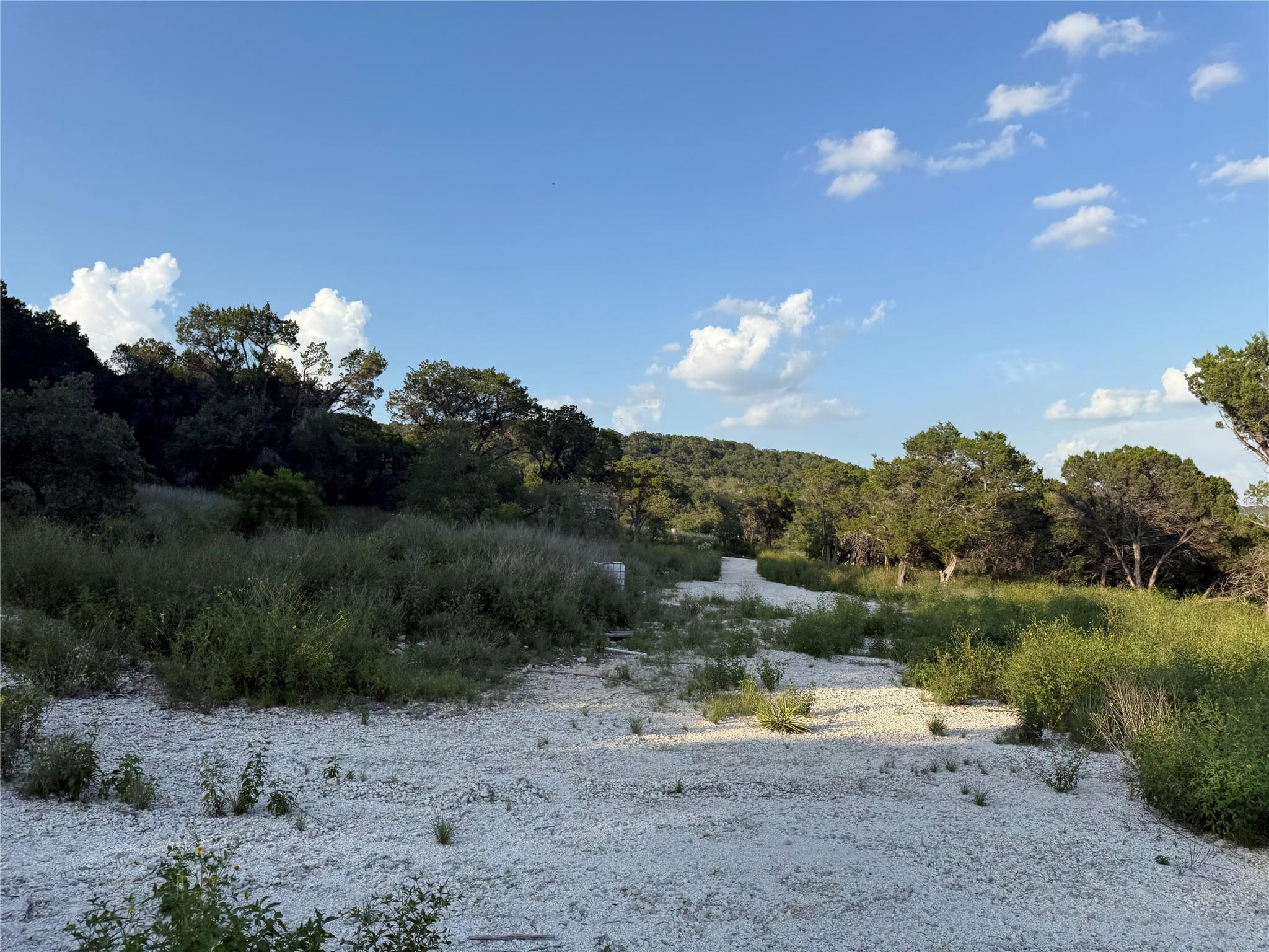 Details for 18801 Lake Crest Dr, Jonestown, TX 78645