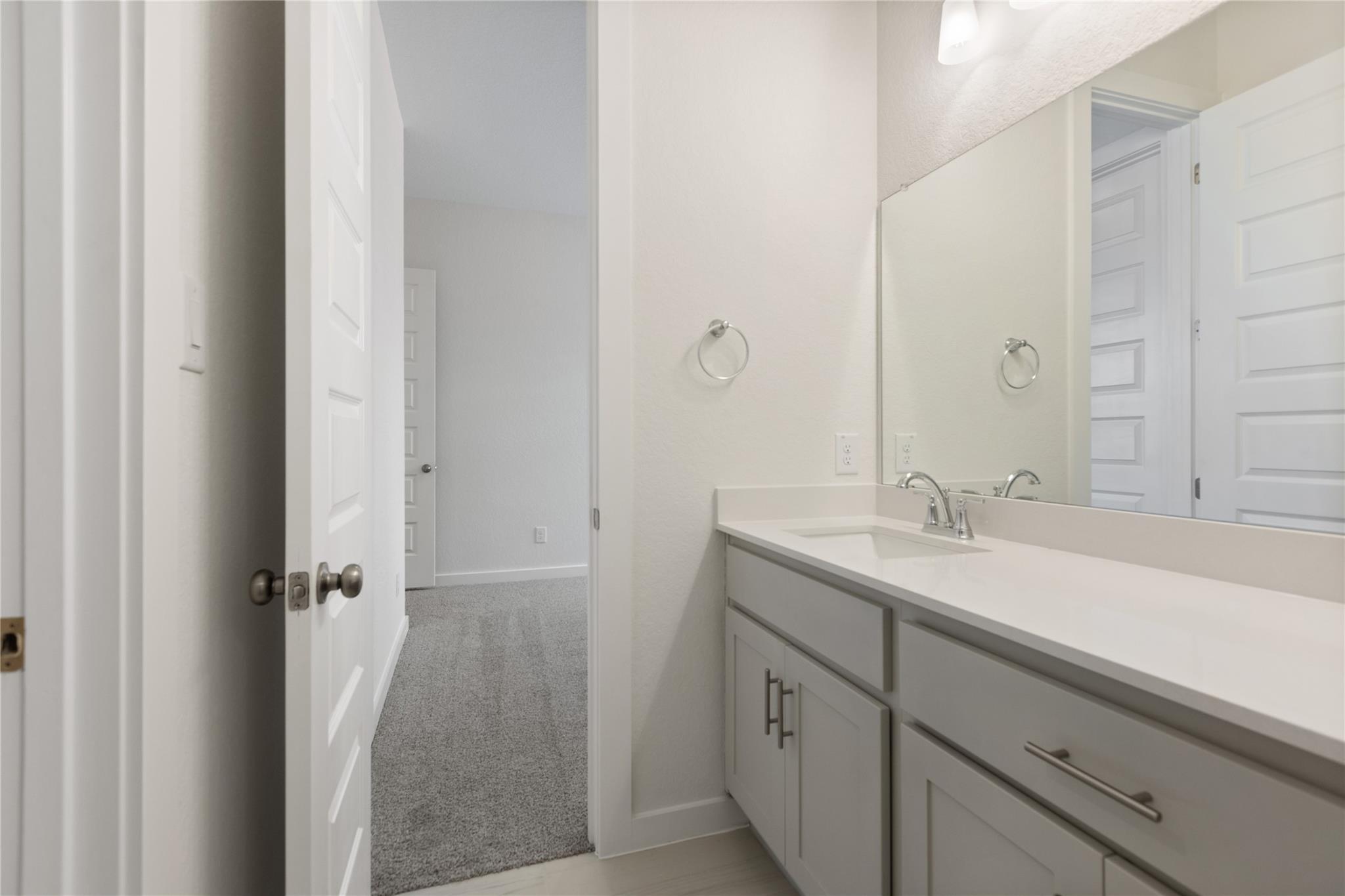 Image 9 of 27 For 609 Borchers Ave