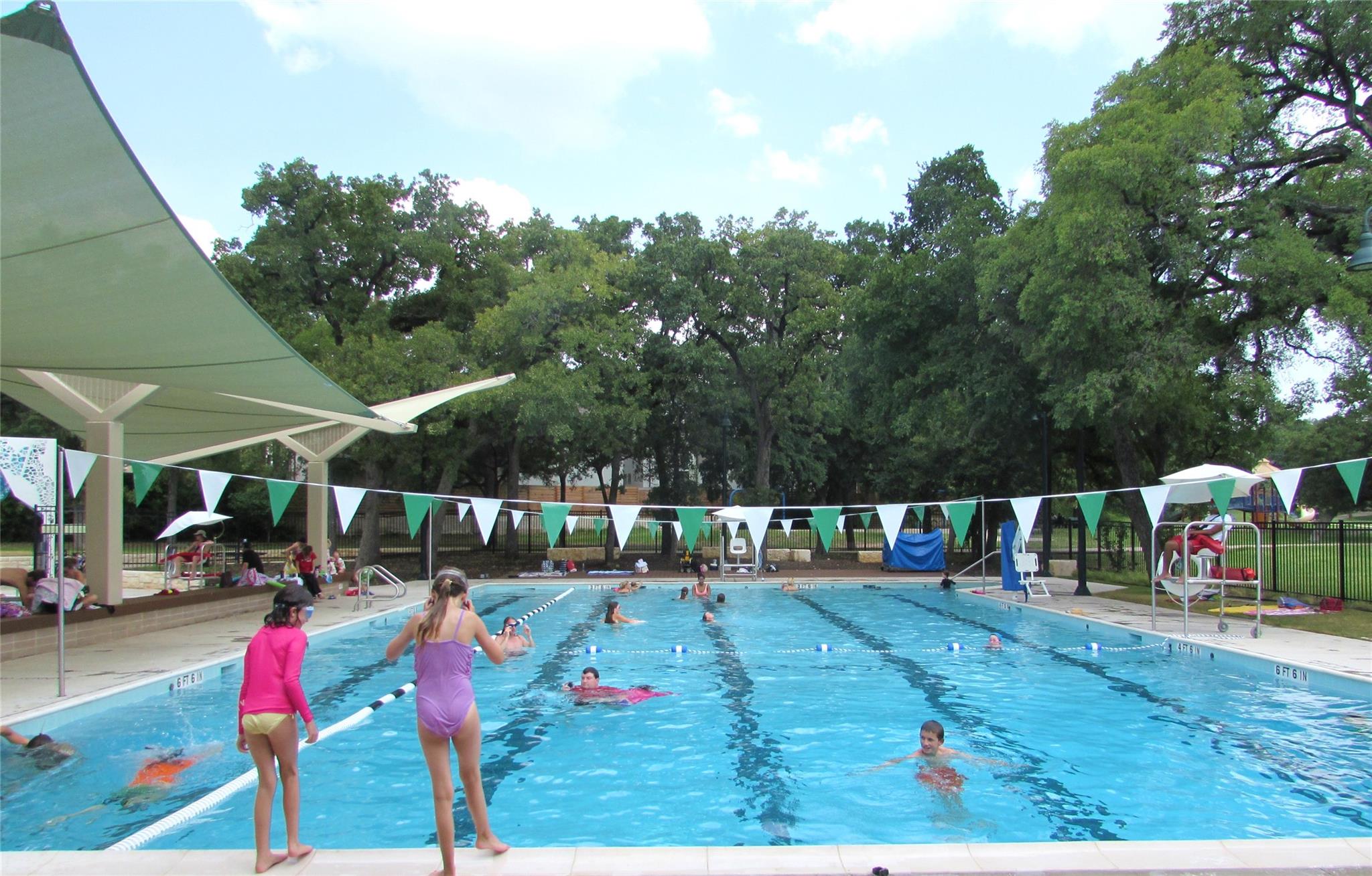 Image 13 of 19 For 1914 38th St