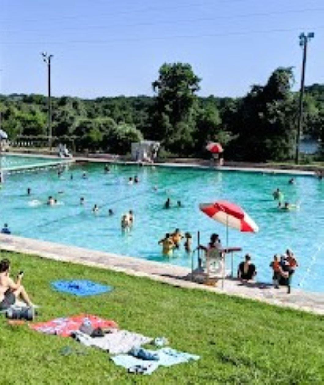 Image 14 of 19 For 1914 38th St