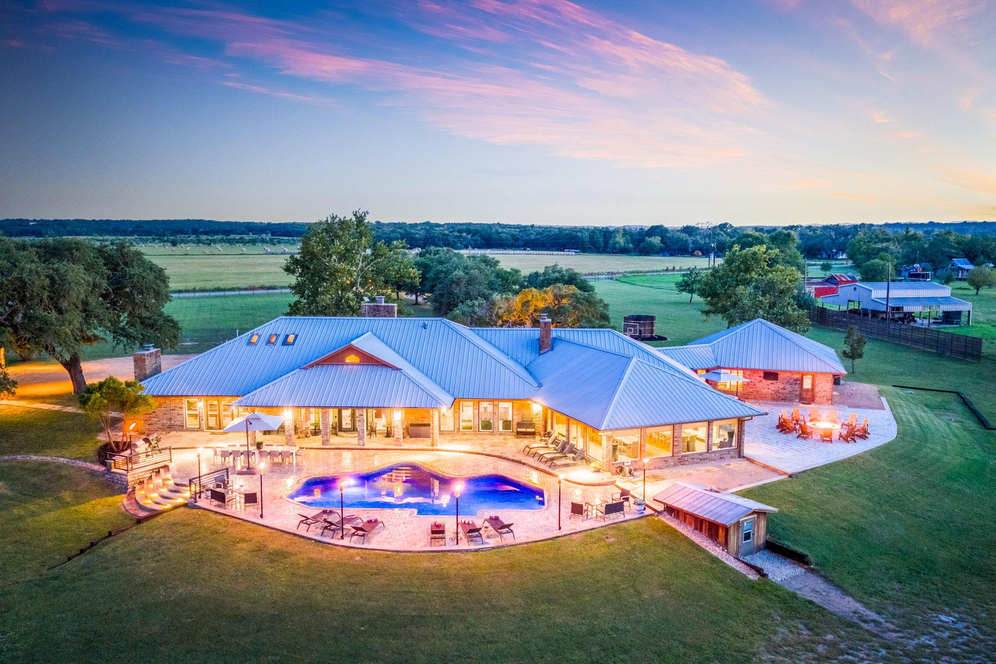 Details for 871 Chimney Valley Rd, Blanco, TX 78606