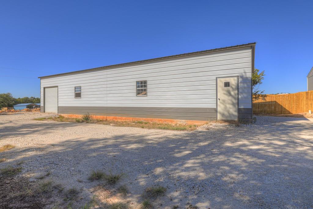 Image 36 of 40 For 270 Lakewood Ct