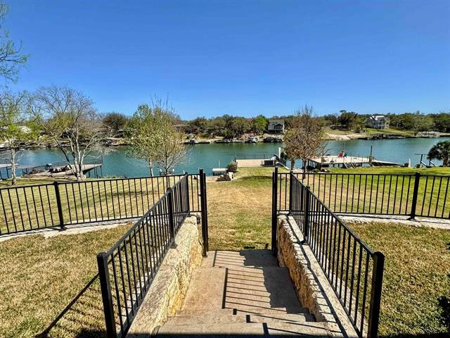 Image 11 of 28 For 125 Primera Ct