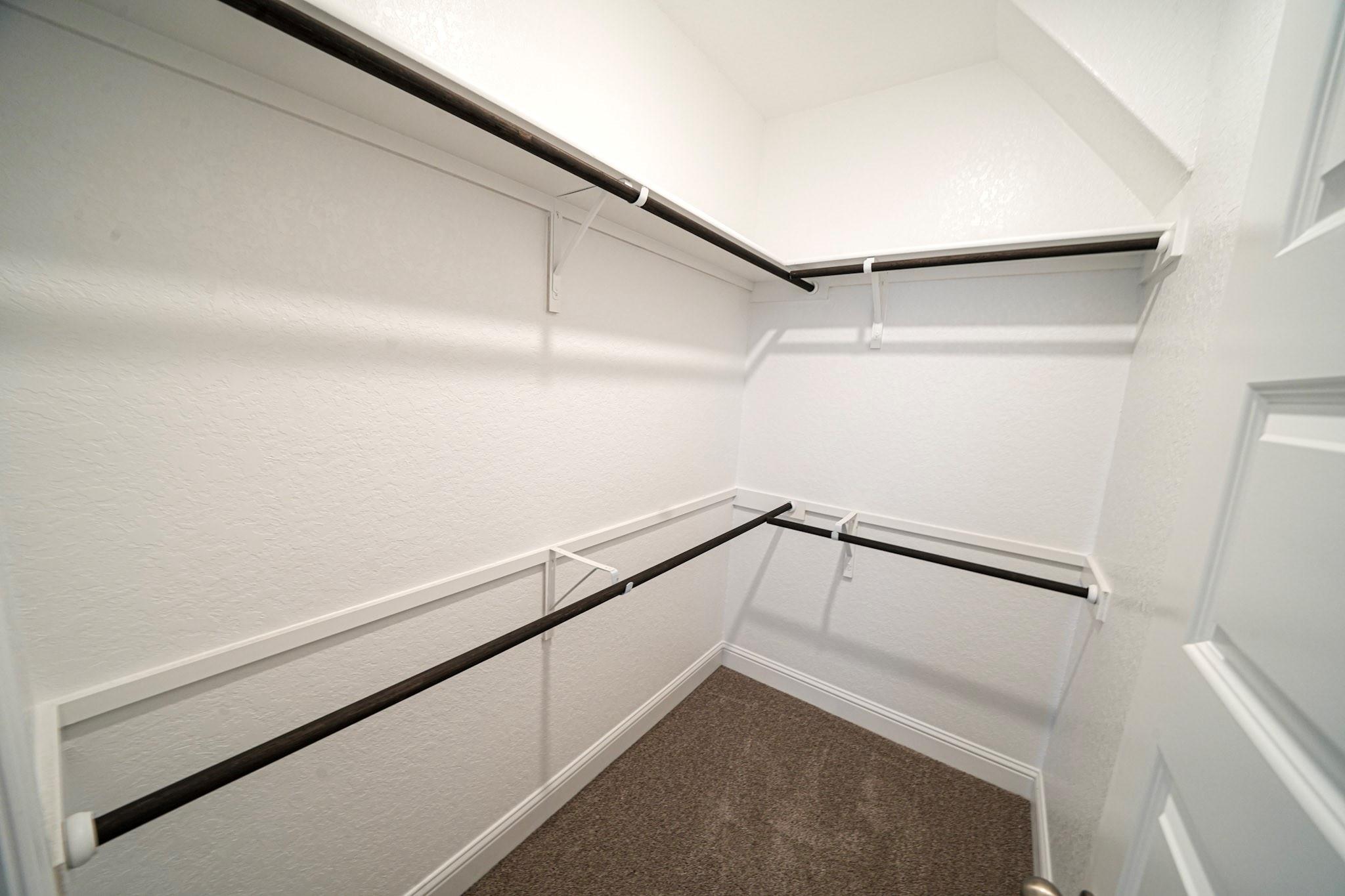 Image 13 of 22 For 413 Canton Chase