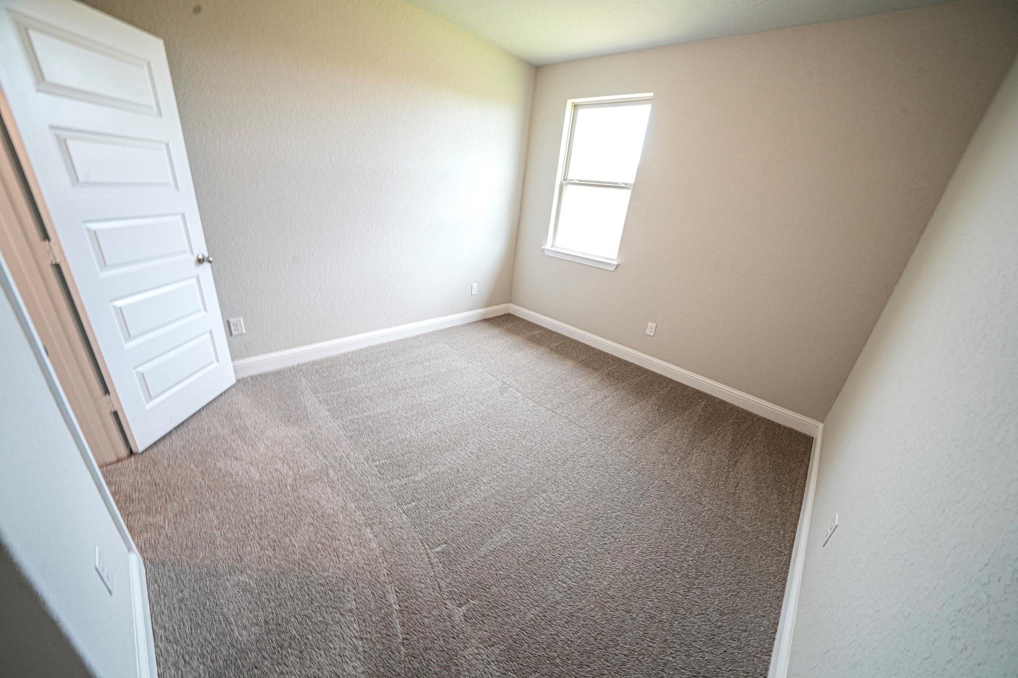 Image 15 of 22 For 413 Canton Chase