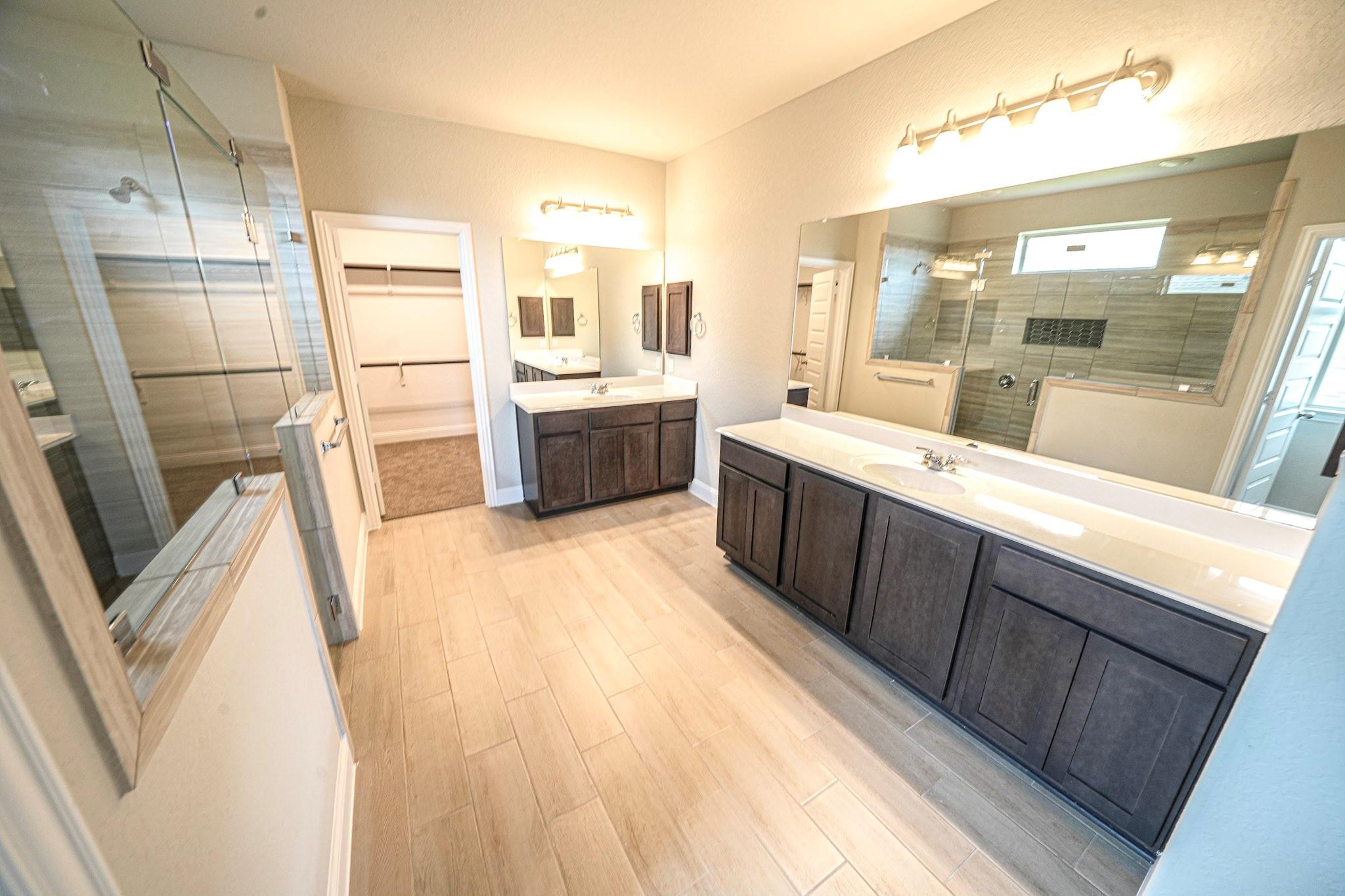 Image 19 of 22 For 413 Canton Chase