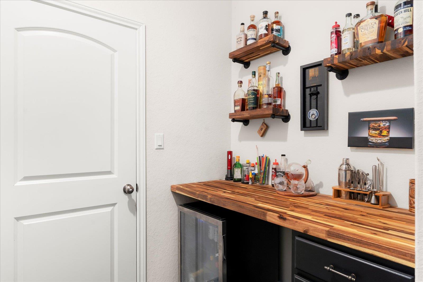 Image 28 of 40 For 3262 Wild Iris