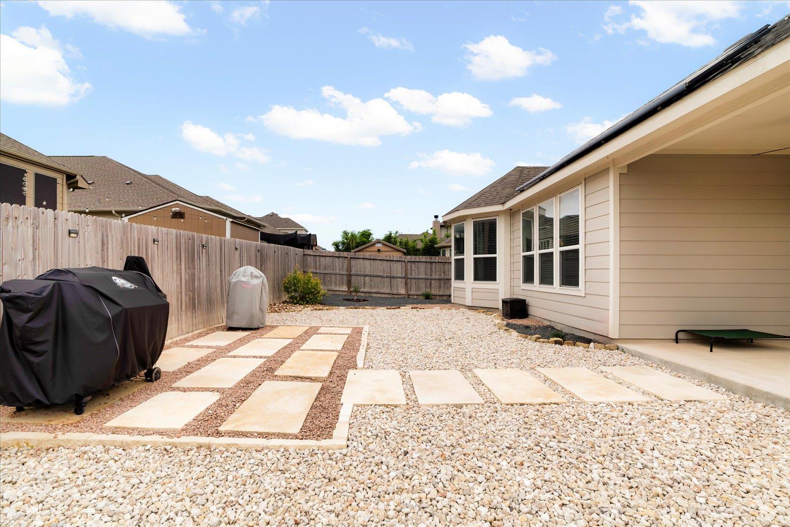 Image 30 of 40 For 3262 Wild Iris