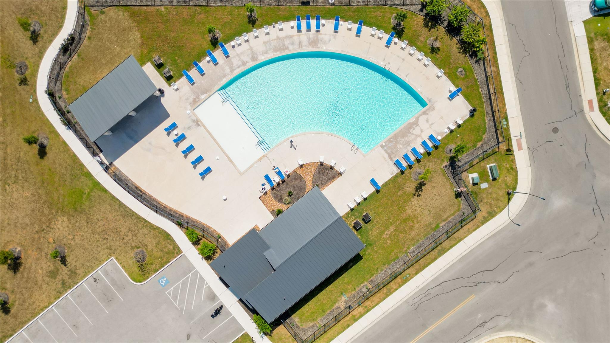 Image 32 of 40 For 3262 Wild Iris