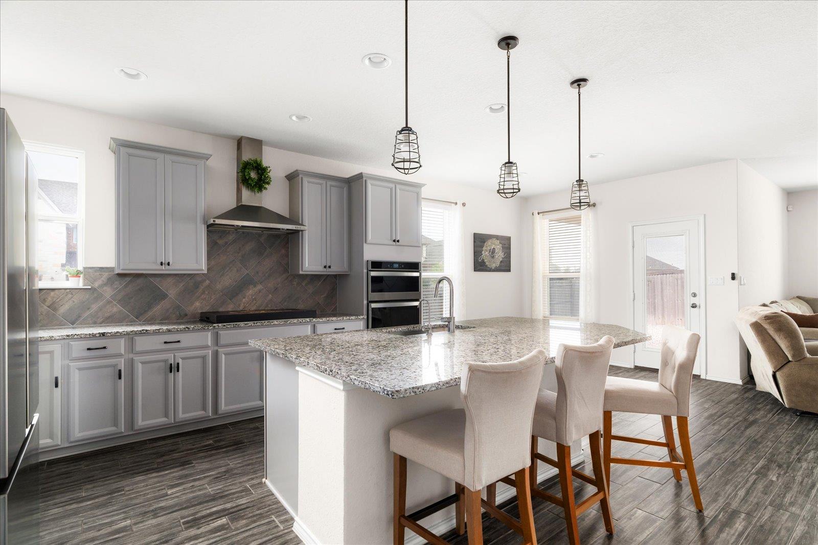 Image 7 of 40 For 3262 Wild Iris