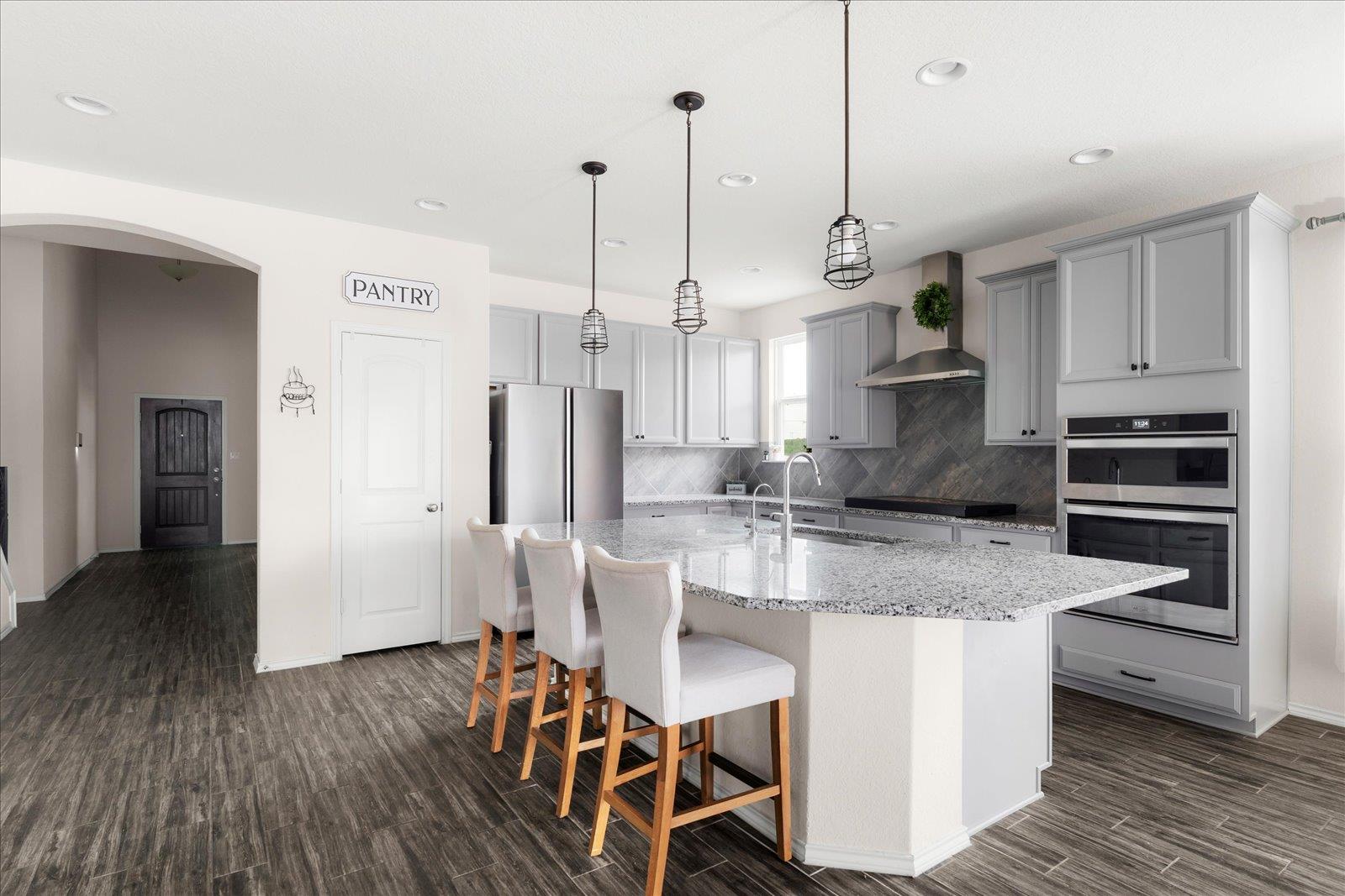 Image 8 of 40 For 3262 Wild Iris