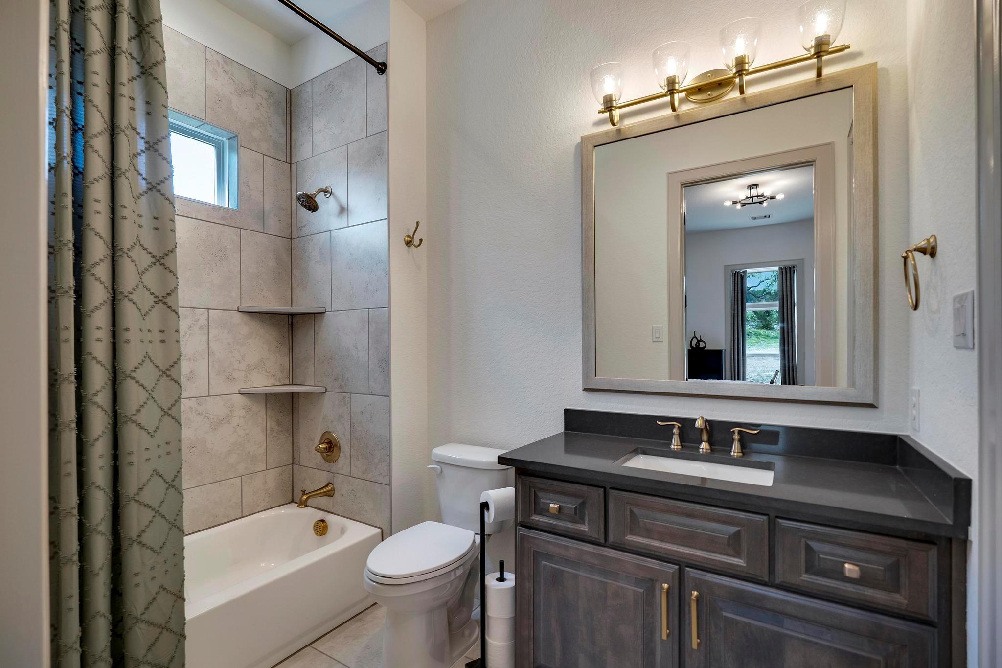 Image 27 of 39 For 321 Vista View Place Pl