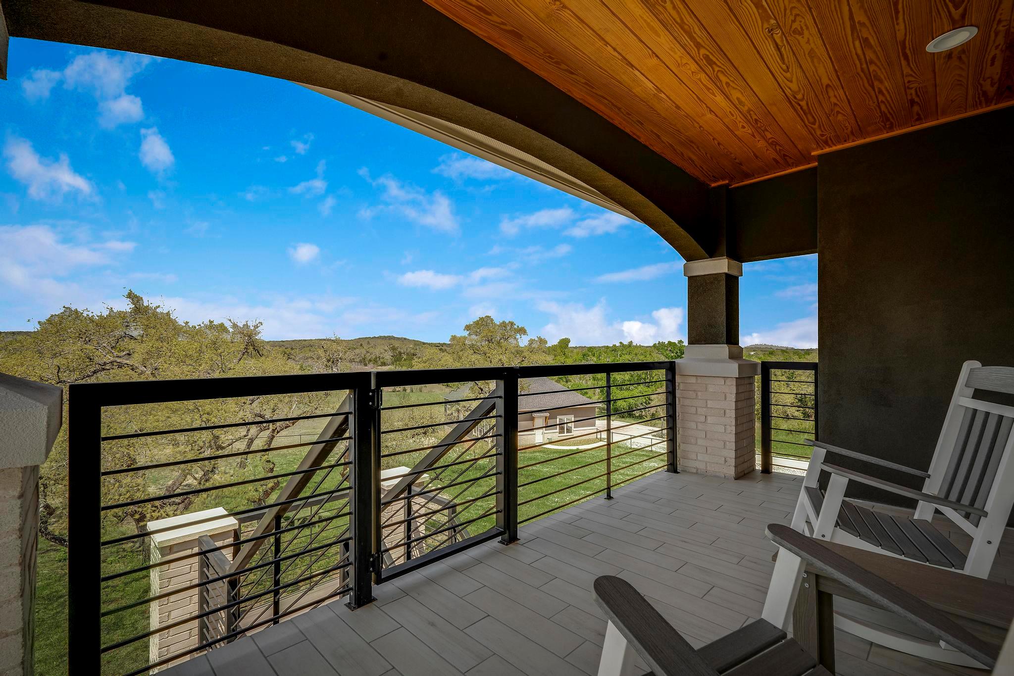 Image 35 of 39 For 321 Vista View Place Pl