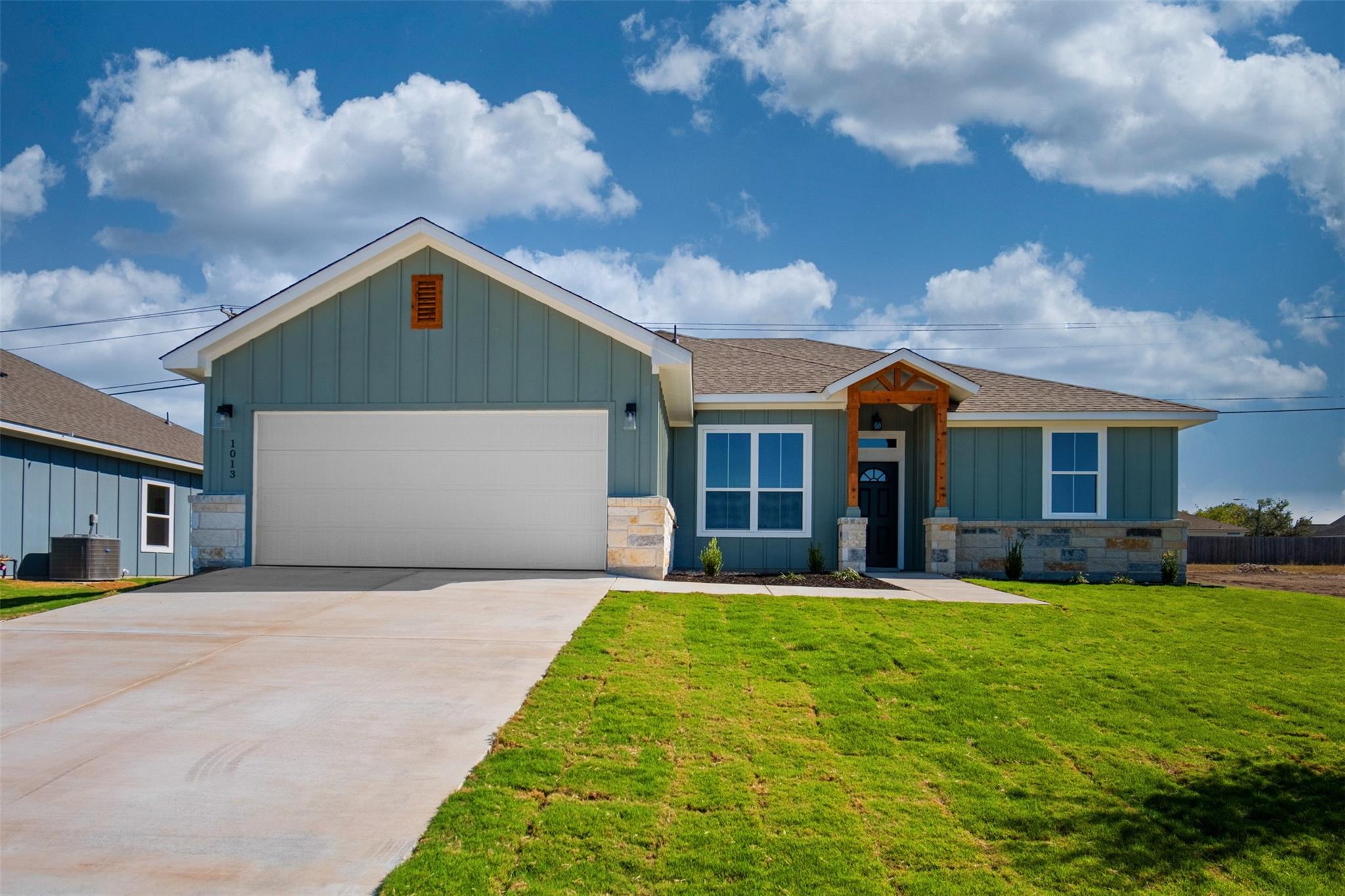 Details for 1013 Lago Azul Ln, Temple, TX 76504