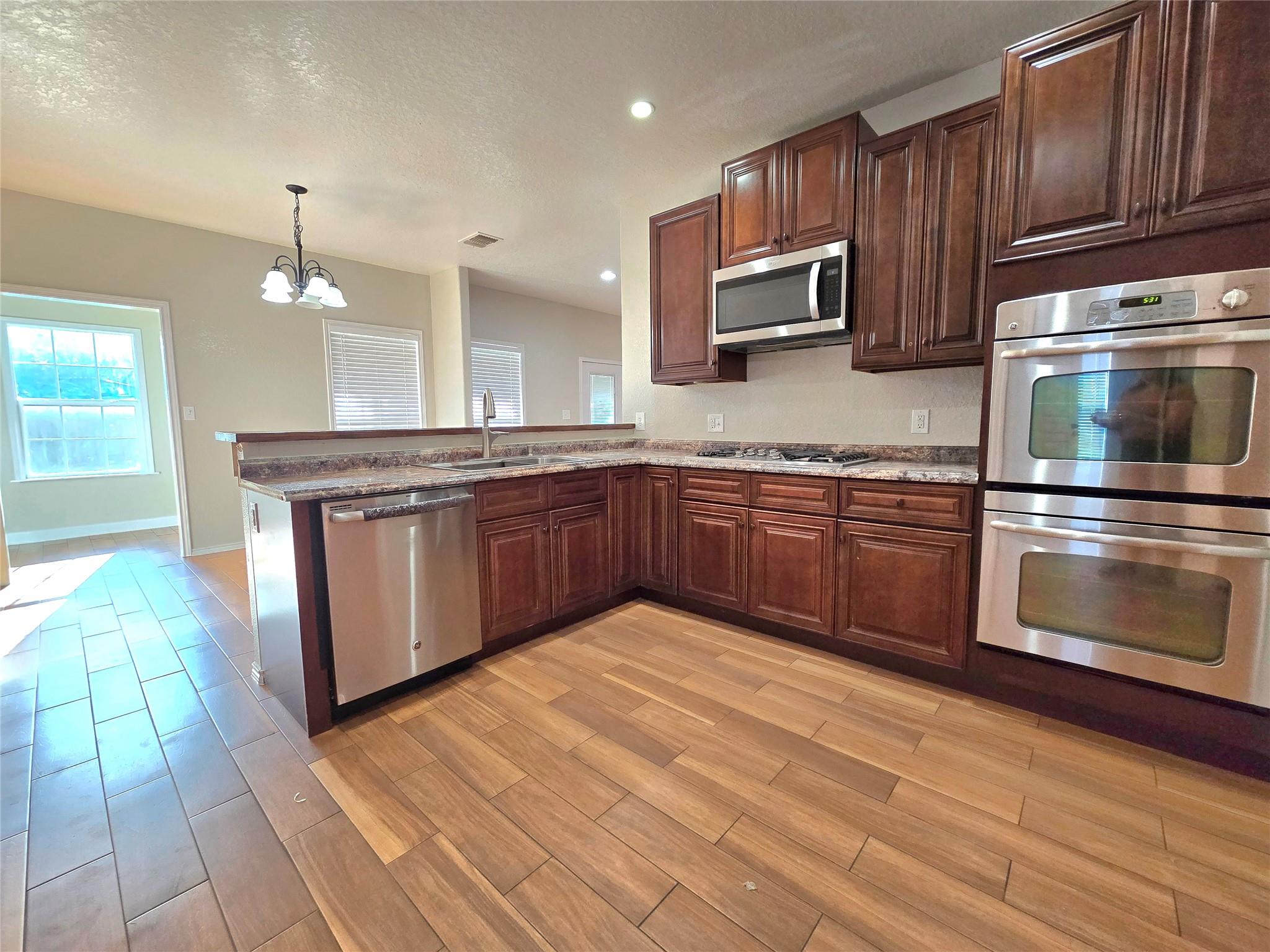 Image 10 of 31 For 6 Sun Flower Cir