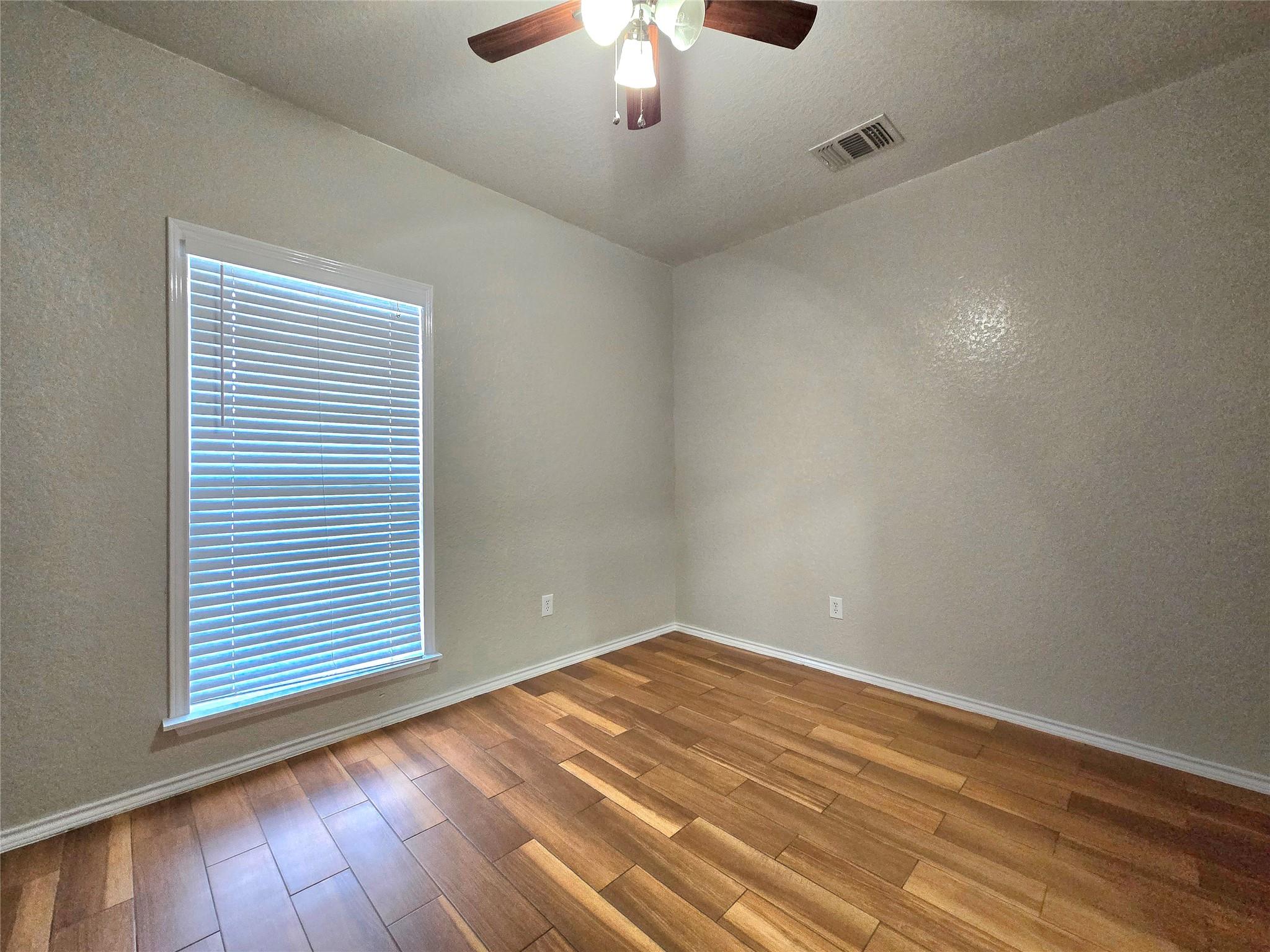 Image 19 of 31 For 6 Sun Flower Cir