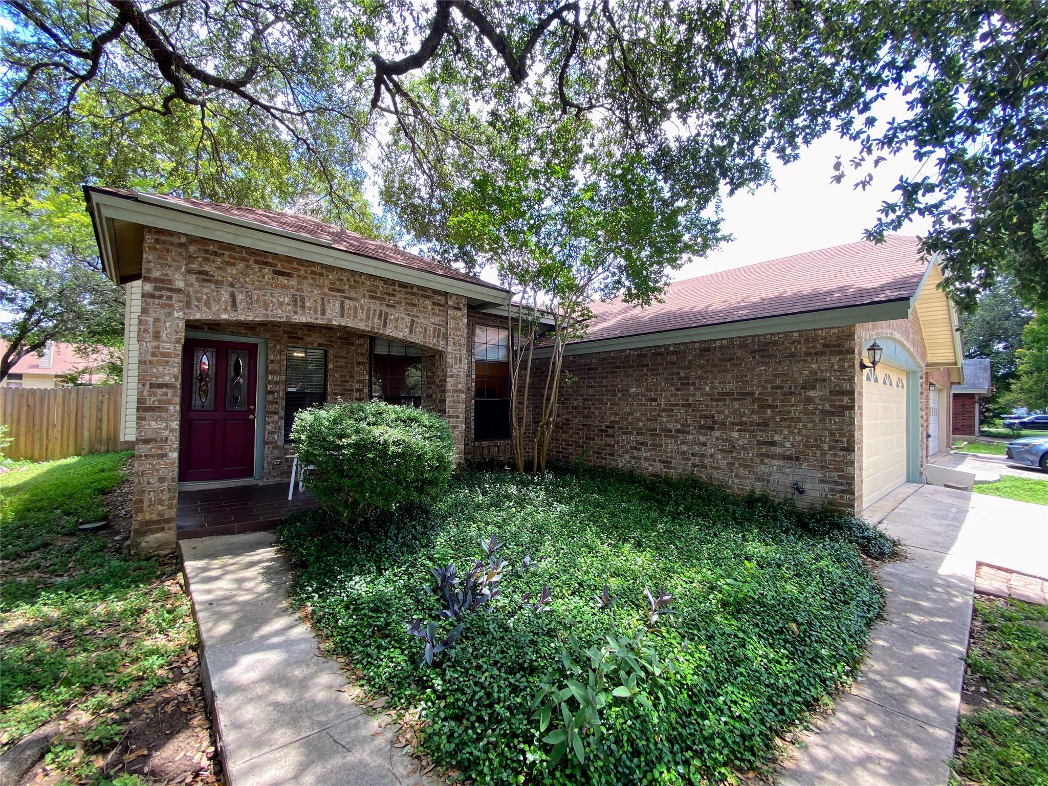 Details for 3215 Tree Grove Dr, San Antonio, TX 78247