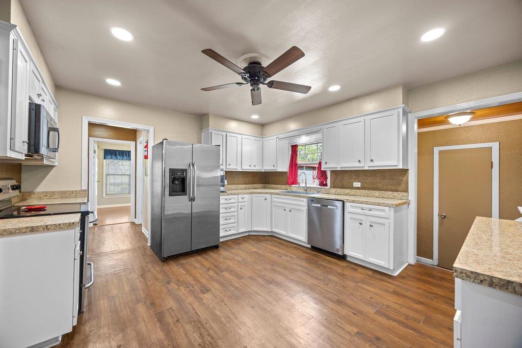 Image 8 of 28 For 312 Gerald Dr