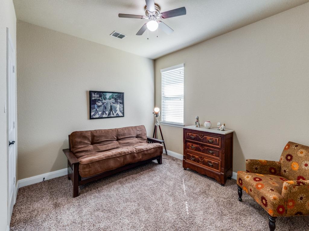 Image 19 of 35 For 5604 Copper Creek St