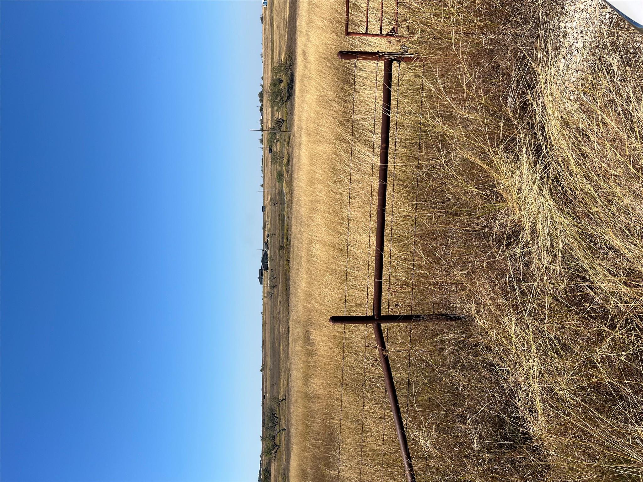 Image 4 of 8 For 3300 Fm 1783