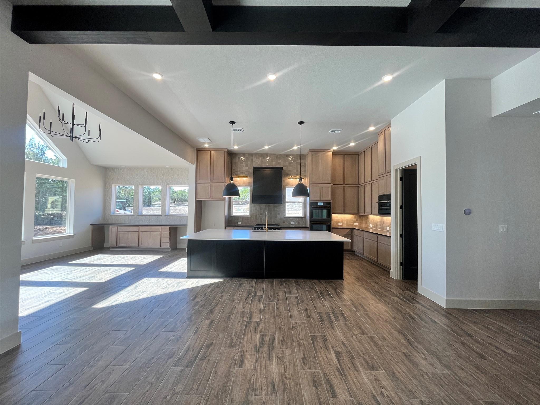 Image 3 of 10 For 202 Brown Saddle Cv